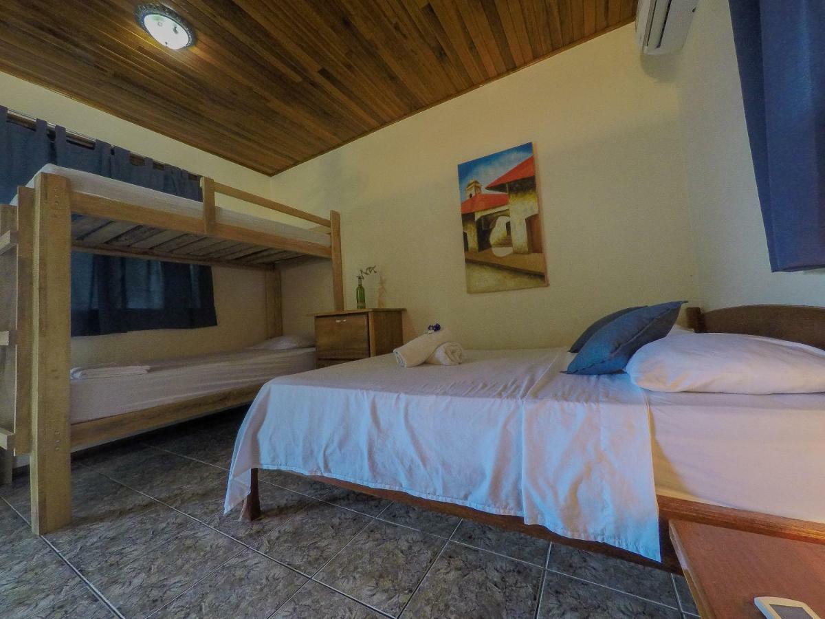 Cocobolo Surf Hotel & School Playa Santa Teresa  외부 사진