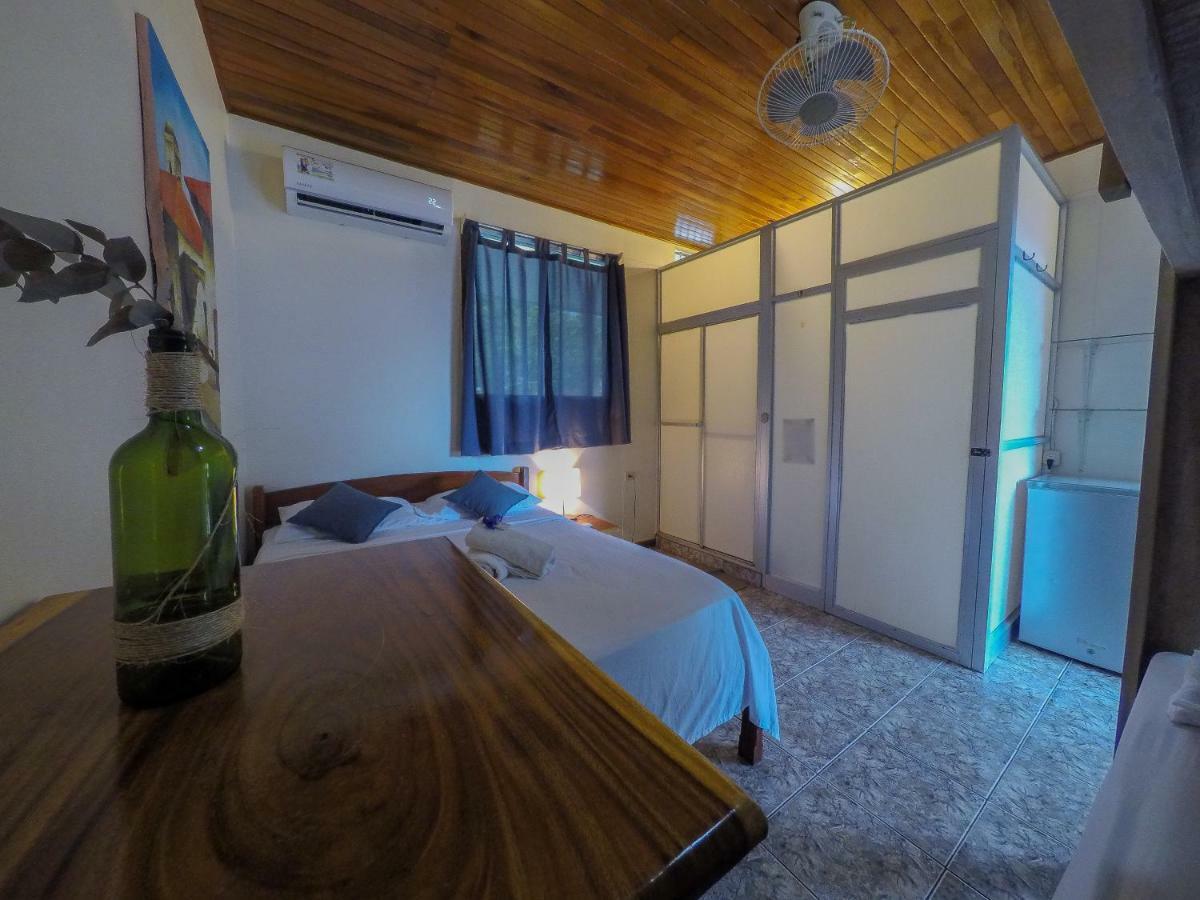 Cocobolo Surf Hotel & School Playa Santa Teresa  외부 사진